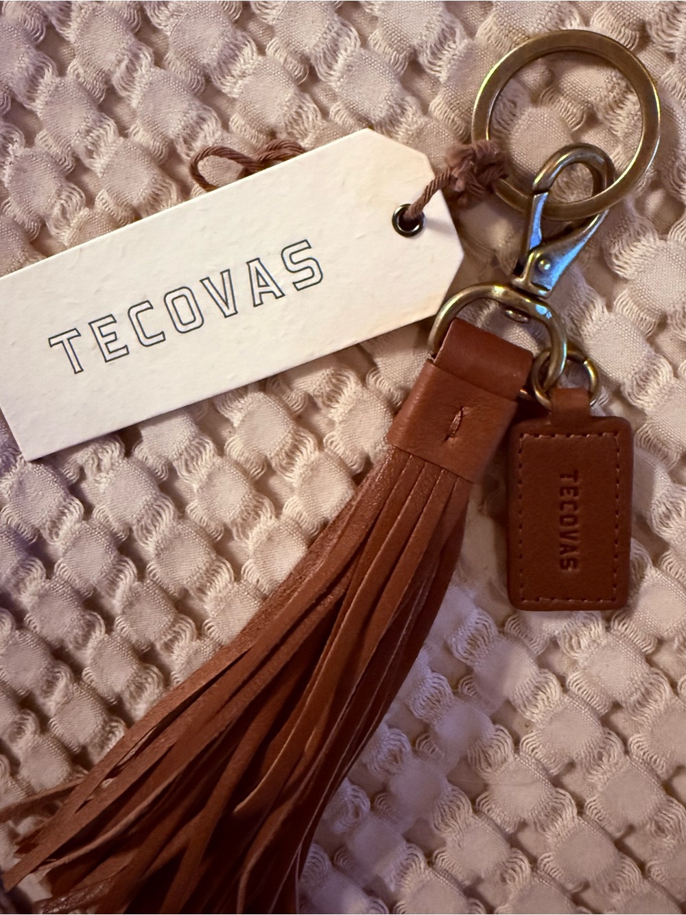 Tecovas Chestnut Leather Tassel Key Ring with Branded Tag